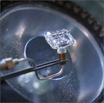 Lab-grown diamond grading